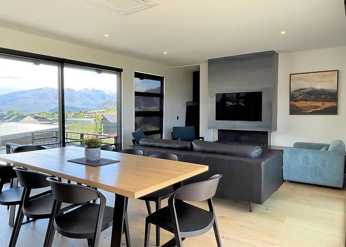 Luxurious And Alpine Views Ferienhaus Wanaka